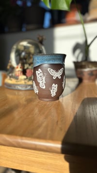 Image 2 of Butterfly mug 09