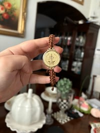 Image 1 of Pulsera de la Medalla de San Benito (café) 