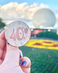 Image 2 of 40th Golf ball Enamel Pin