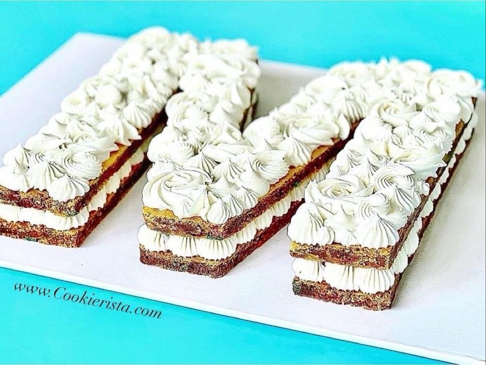 Cookie Cake: Classic Buttercream 