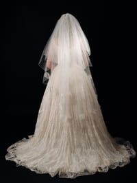 Image 11 of 1950s Bombshell Beauty