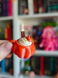 Image 3 of Clickers calabazas frappe 