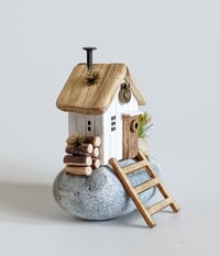 Image 5 of Little Beach Cabin  
