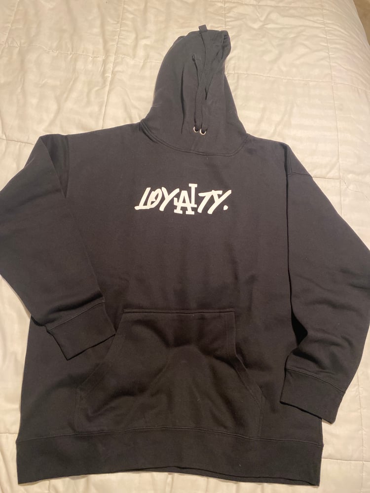 Image of Black and white loyalty 