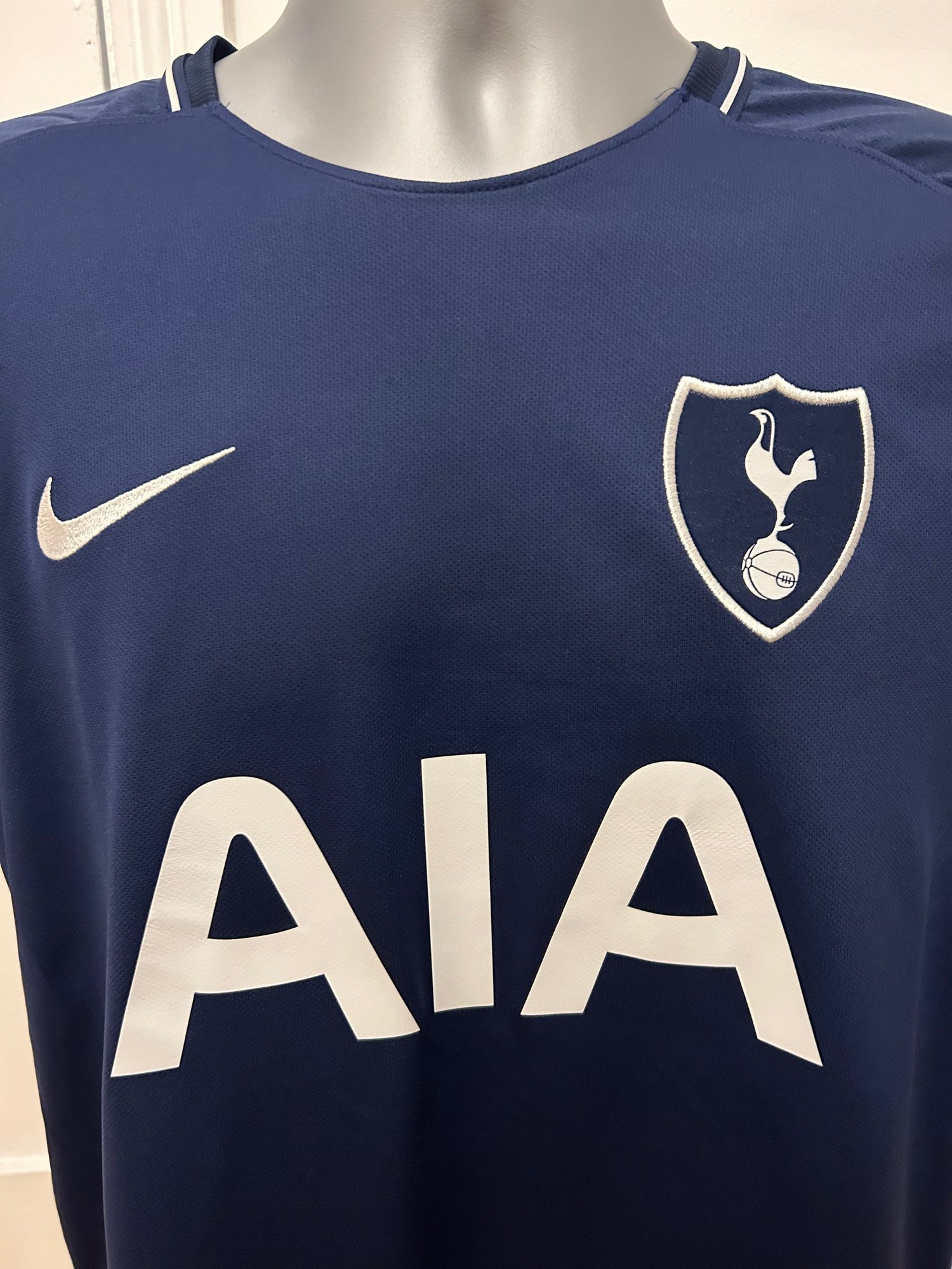 Image of  Tottenham Hotspur “DELE 20” 2017/18 Away Shirt + PL patches (L)