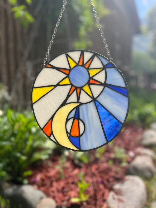 Image of Yin-Yang- stained glass