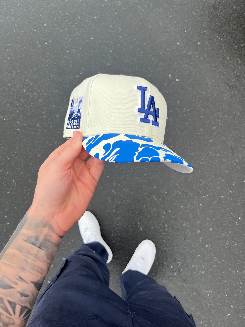 Image of OFF WHITE NAVY LOS ANGELES DODGERS CUSTOM FITTED CAP