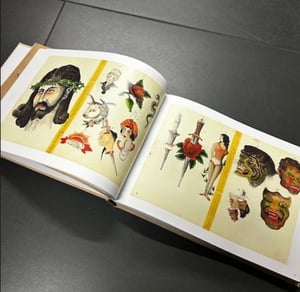 Image of AELTESTE TAETOWIERSTUBE "THE COLLECTION"