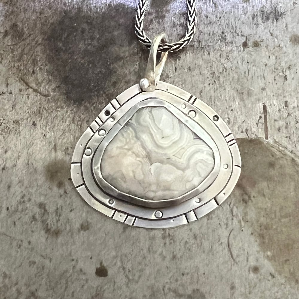 Image of Cloudy Day Lace Agate Necklace 