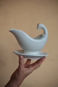 Image 1 of Sauciere, klassizistisch mit Greifkopf