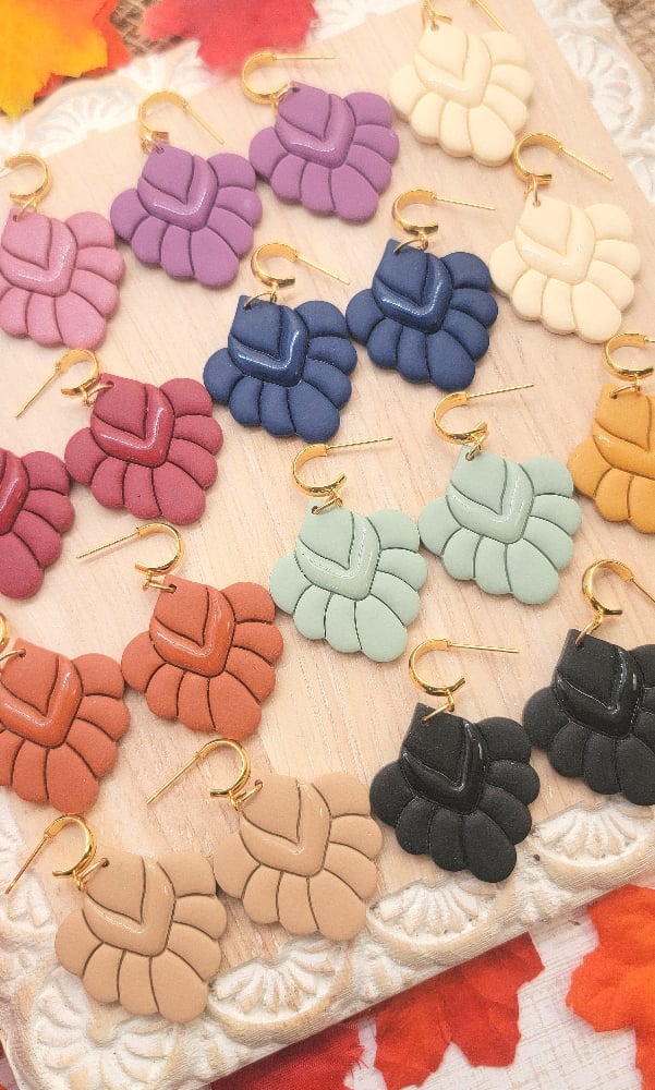 Image of The Vera Dangle