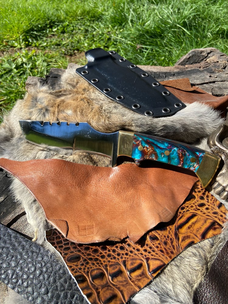 Image of Nice tracker, hunting knife