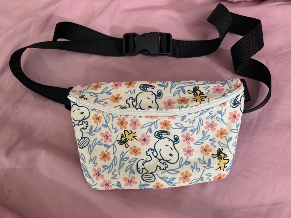 Image of Flower Beagle and Bird Fanny Pack