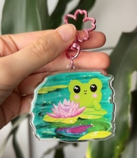 Image 5 of MINITEEN FLOWERS KEYCHAINS