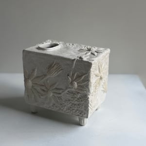 Image of Flannel flower box vase (4231)
