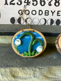 Image 3 of Lily of the Valley Ghost Plaque 