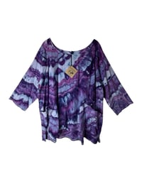 Image 5 of L 100% Cotton Forager Top in Purple Haze Agate Ice Dye