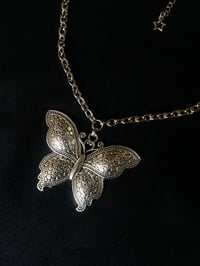 Image 2 of Nia Necklace 