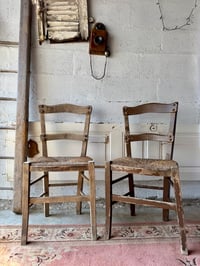 Image 1 of Les chaises campagnes 
