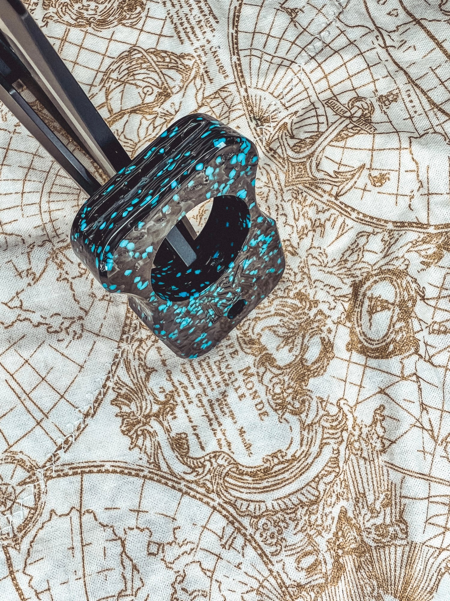 Image of Carbon Fiber with Crushed Turquoise