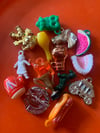1950s Cracker Jack / Gumball Charms Mystery Scoop!