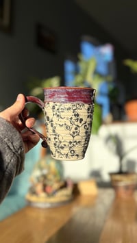 Image 2 of Skull mug 02