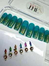 Image 5 of Banasari Press-On Nails Size Large