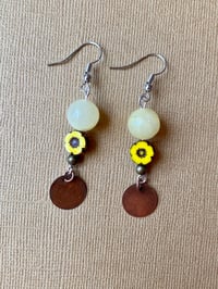 Image 4 of Sunny Bloom Earrings