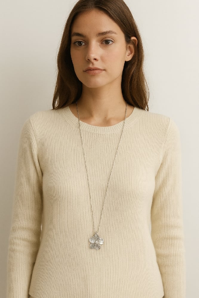 Image of Flor Necklace 