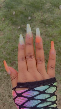 Image 3 of Nails - Long (Peach/Gold Hearts)
