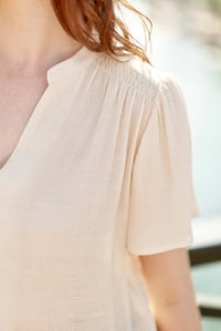Image 5 of Blusa Tacha Beige