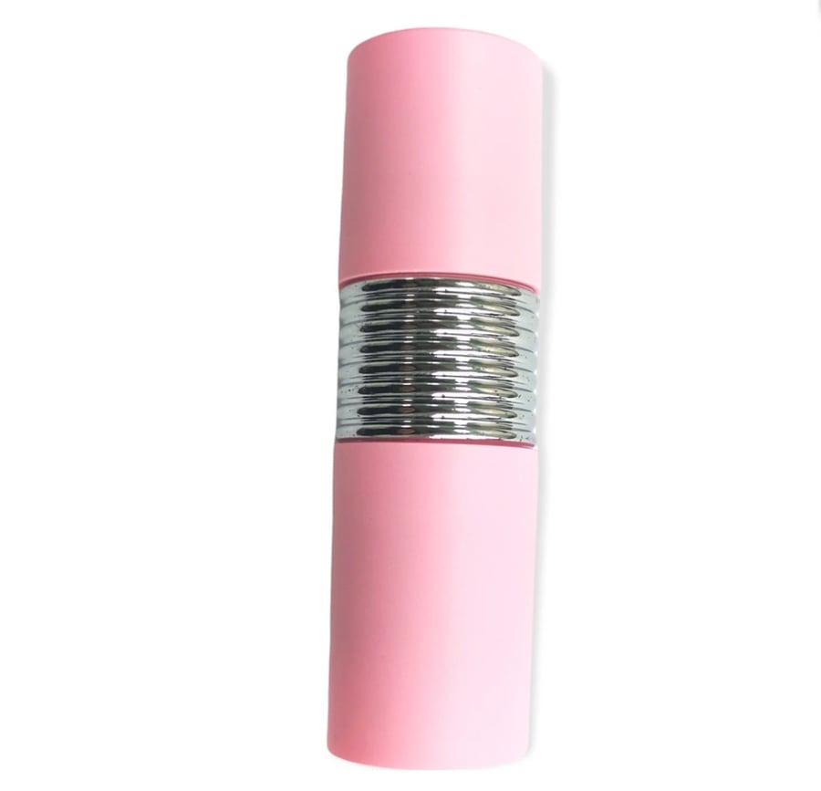 Image of Pucker-Up Lipstick Knife (LIGHT PINK AND SILVER)