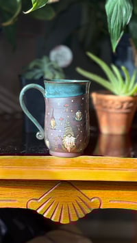 Image 4 of Gnome mug 05