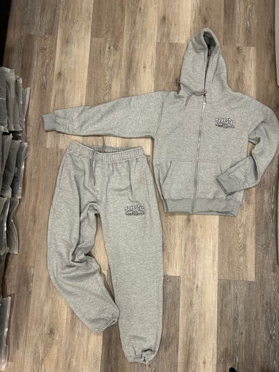 Image of Grey TrapStar University “Puff” Sweatsuit