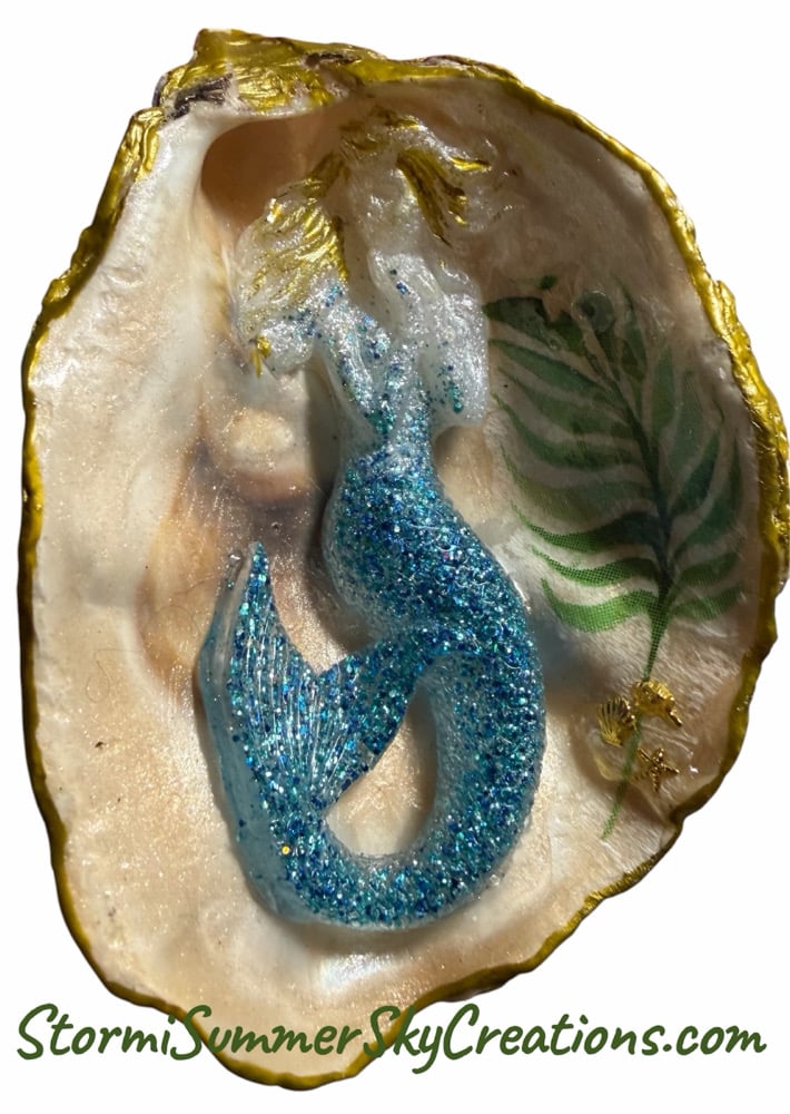 Image of Oyster Shell Ornament/Trinket catch all