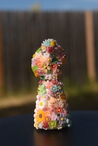 Image 10 of MidSonny- Floral Mayqueen Resin Figure Glow in the Dark