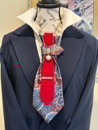 Image 3 of Crimson Majesty