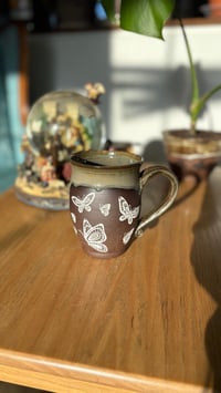Image 6 of Butterfly mug 05