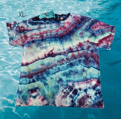 Image of Turquoise Waves T-shirt XL    