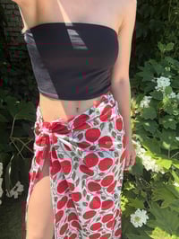 Image 2 of PAREO FLORES