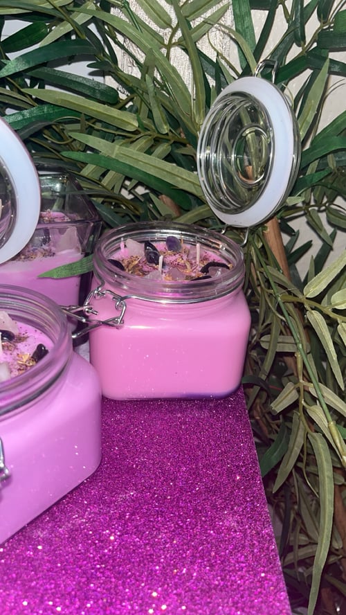 Image of Newly Close lid. “Queen Space” Candle  Soy wax. Natural.Organic🌱restocking soon‼️