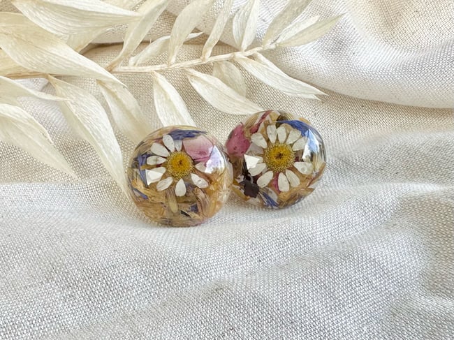 Large Droplet Stud Earrings - Tea, Chamomile & Gold