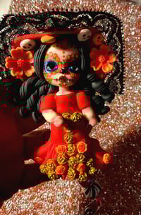 Image 1 of CATRINA BIG HAT BADGE HOLDER 