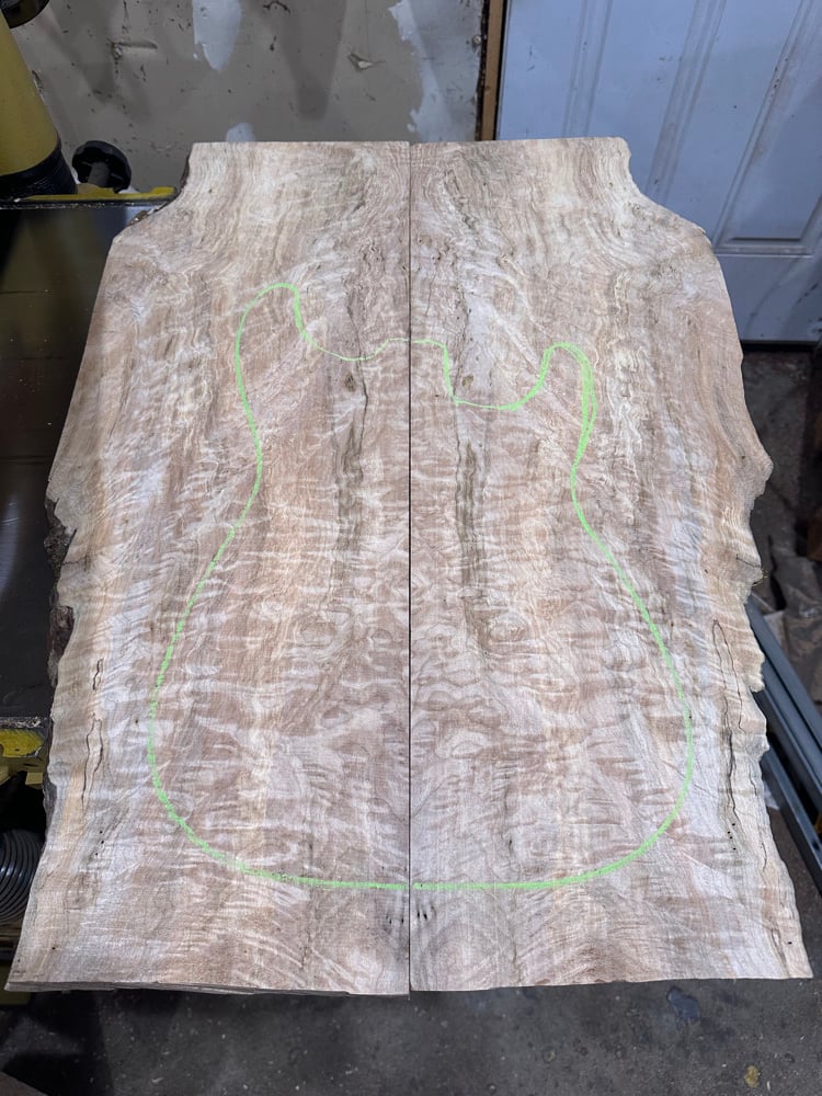 Quilt maple carve top | Windwood LLC