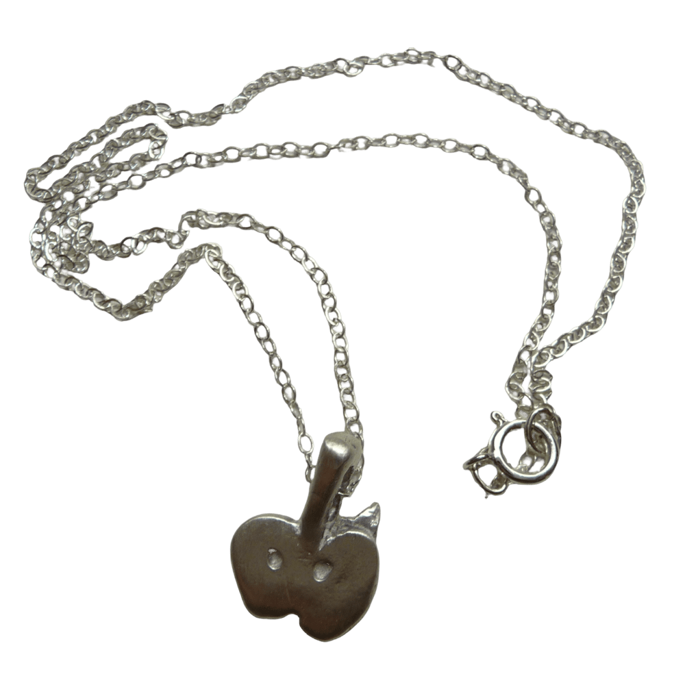 “Play Apple” Studio Sample