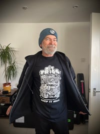 Image 3 of KIT TRIGG “KEEP IT REAL” 2026 TOUR TEE