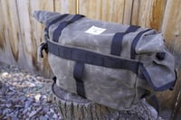 Image 4 of Handlebar bag