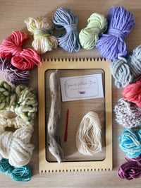 Image 1 of Weaving Kit with Fiber Pack H