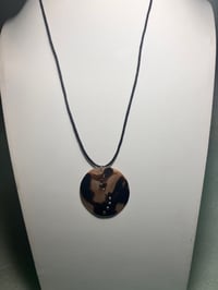 Image 3 of Cotton cord round pearl shell vintage from the 80s pendant necklace | choker | boho