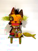 Image of Finola Meow and her lunch